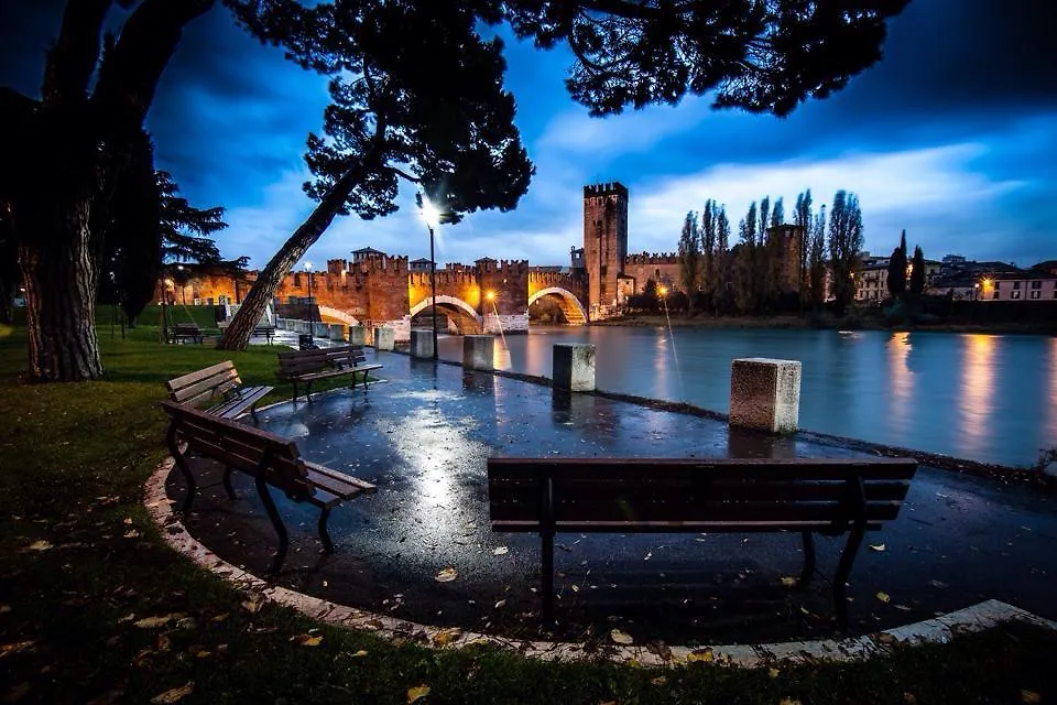 Appartamento Suite al Vecchio Castello Verona Italia